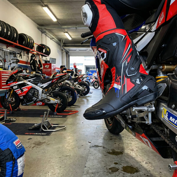 Bottes Racing GMFR-G-007