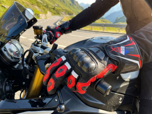 image_Pippit_202512232044 Gants Racing GMFR-GR-010
