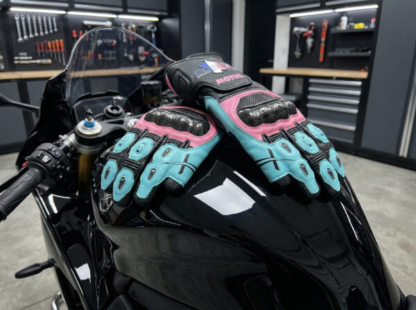 Gants Racing GMFR-GR-019