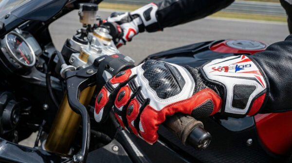 image_Pippit_202601011611(1) Gants Racing GMFR-GR-009