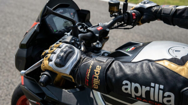 image_Pippit_202601070933 Gants Racing GM-AP-G02O