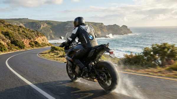 image_Pippit_202601071330(3) Blouson Gomax-BMW-S1000XR01