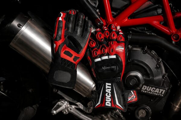 Gants Racing GM-DUC01BR