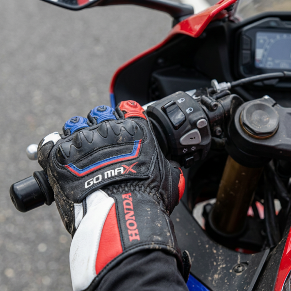 Gants Racing GM-GH01