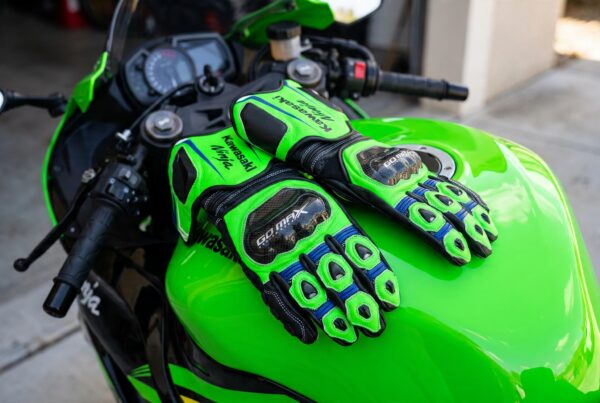KAWG01G01 Gants Racing GM-KAWG01G