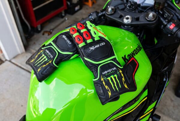KAWG01MONS01 Gants Racing GM-KAWG01MONS