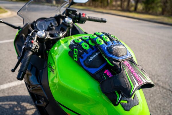 Gants Racing GM-KAWG02B