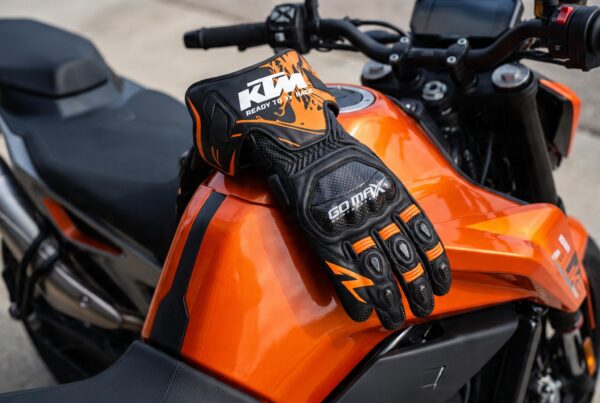 Gants Racing GM-KTMG01